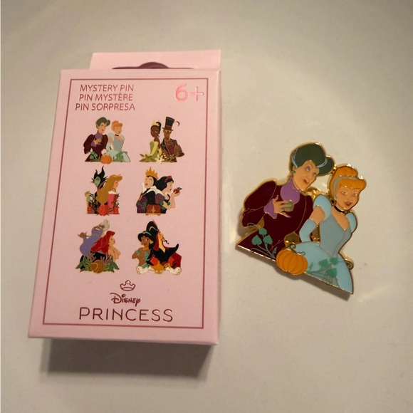 Loungefly Other - Disney loungefly mystery pin Cinderella and evil Stepmother